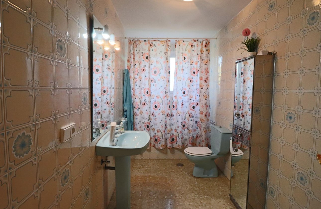 Használt ingatlanok - Villa -
Benidorm - Benidorm Centro