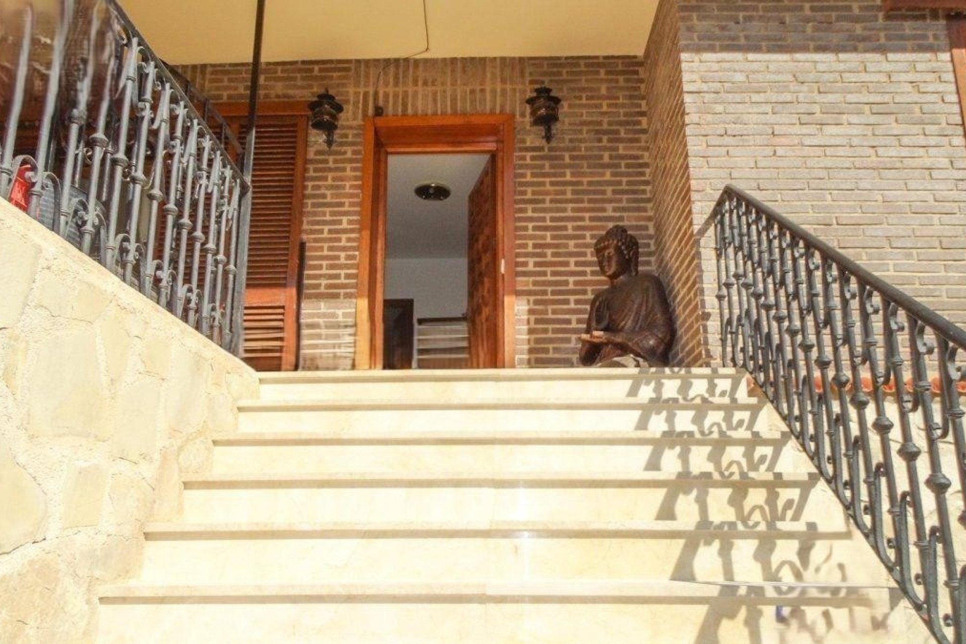 Használt ingatlanok - Villa -
Benidorm - Benidorm Centro