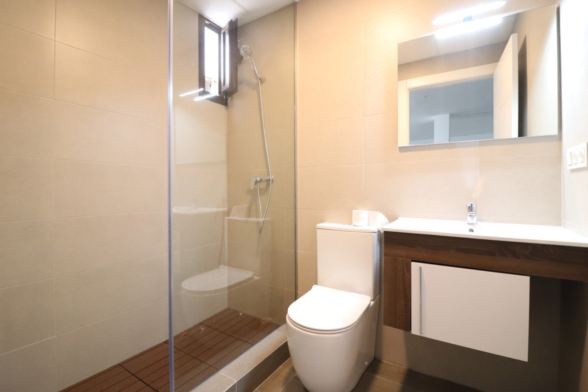 Használt ingatlanok - Villa -
Benijofar