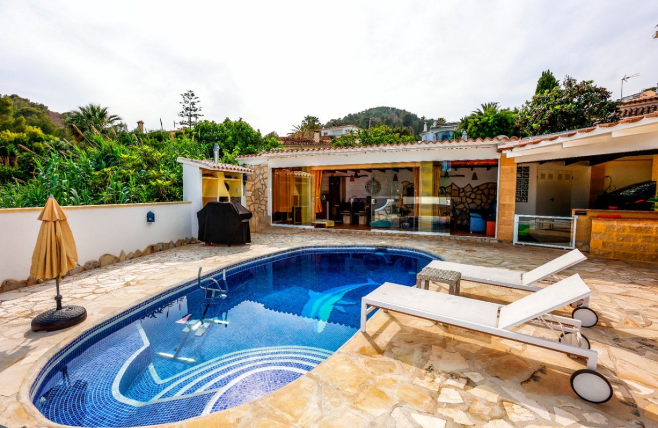 Használt ingatlanok - Villa -
Benissa - Benissa Centro