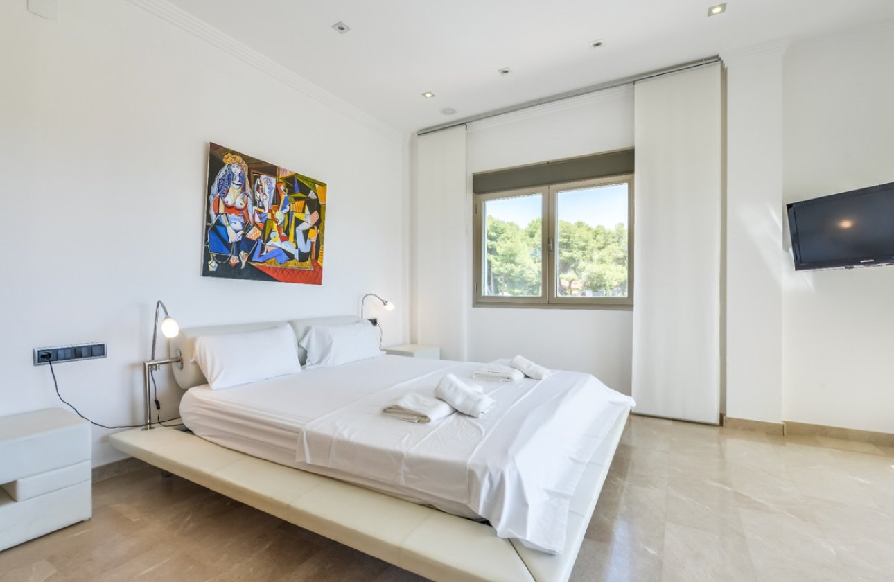 Használt ingatlanok - Villa -
Benissa - La Fustera