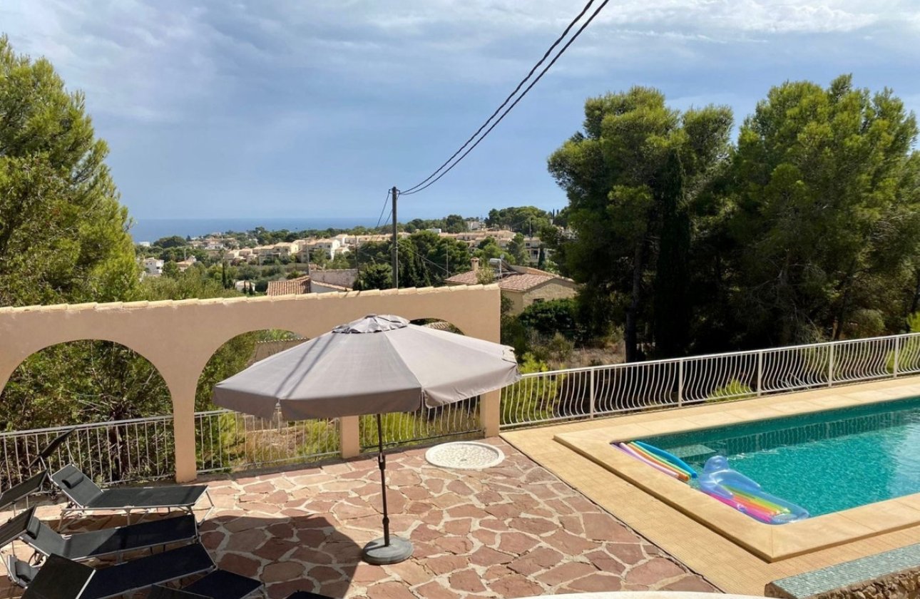 Használt ingatlanok - Villa -
Benissa - La Fustera