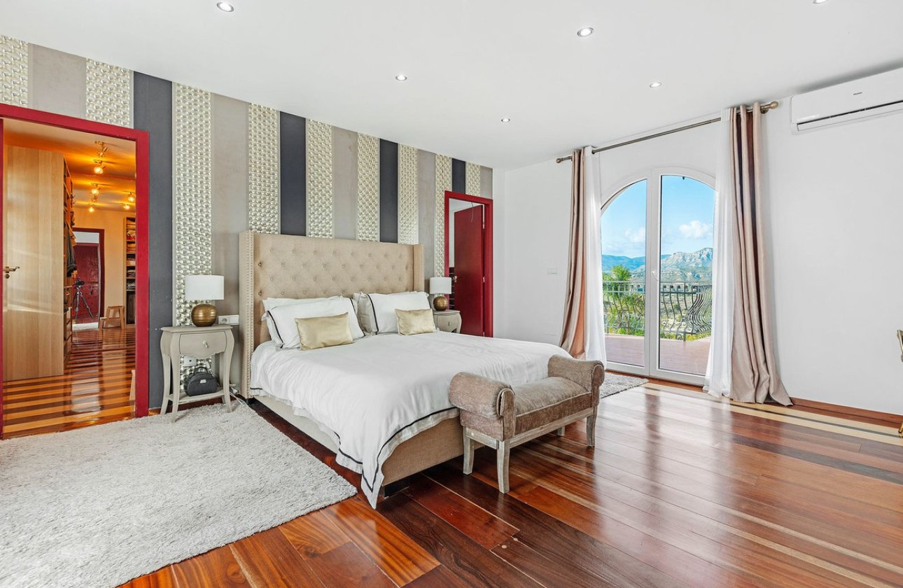 Használt ingatlanok - Villa -
Busot - Busot Centro