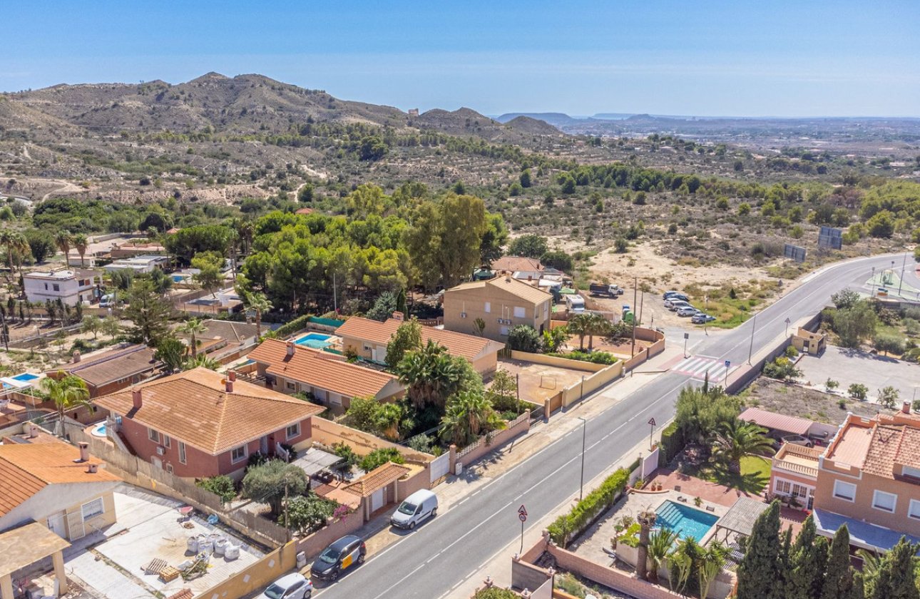 Használt ingatlanok - Villa -
Busot - Busot Centro