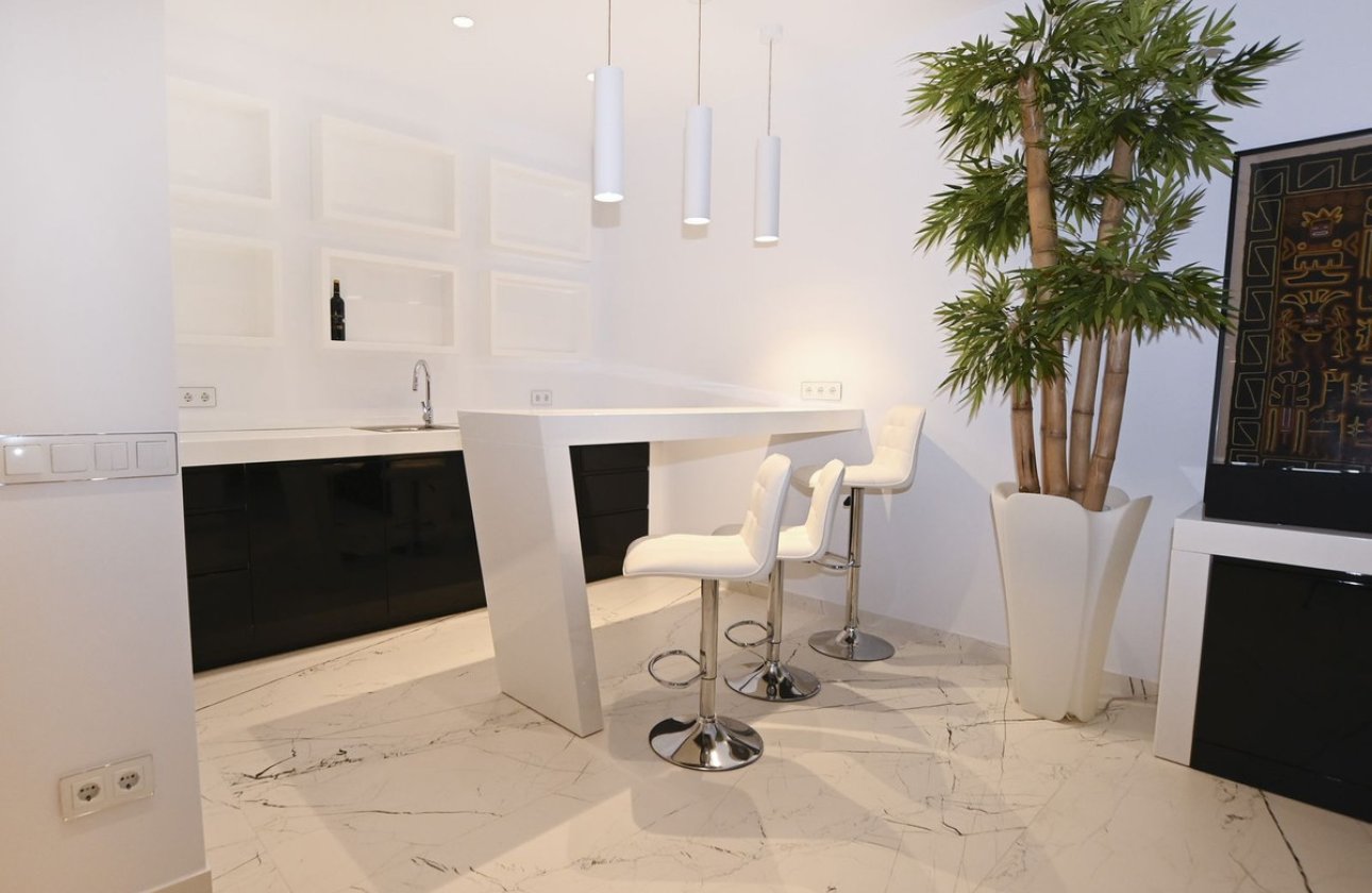 Használt ingatlanok - Villa -
Calpe - Calpe Centro