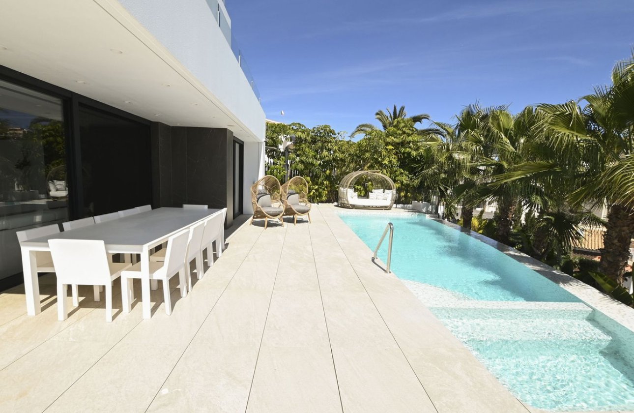 Használt ingatlanok - Villa -
Calpe - Calpe Centro