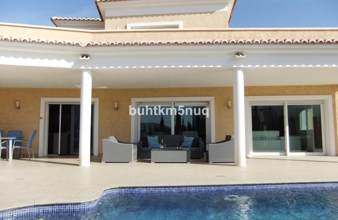 Használt ingatlanok - Villa -
Calpe - Calpe Centro