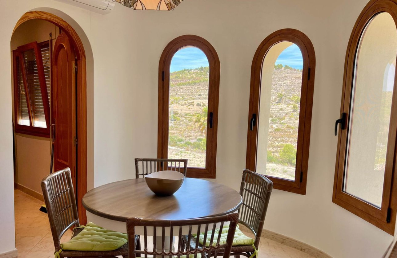 Használt ingatlanok - Villa -
Calpe - Calpe Centro