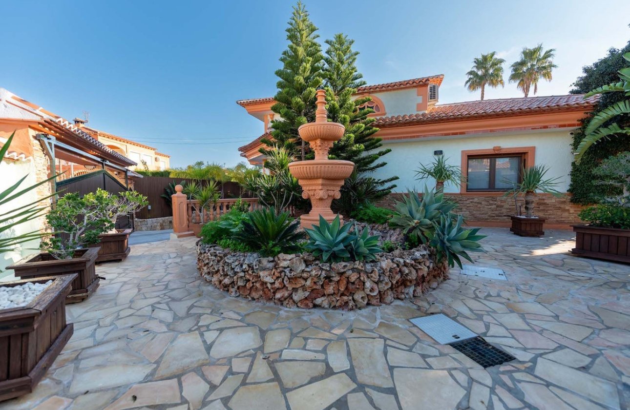 Használt ingatlanok - Villa -
Calpe - Calpe Centro