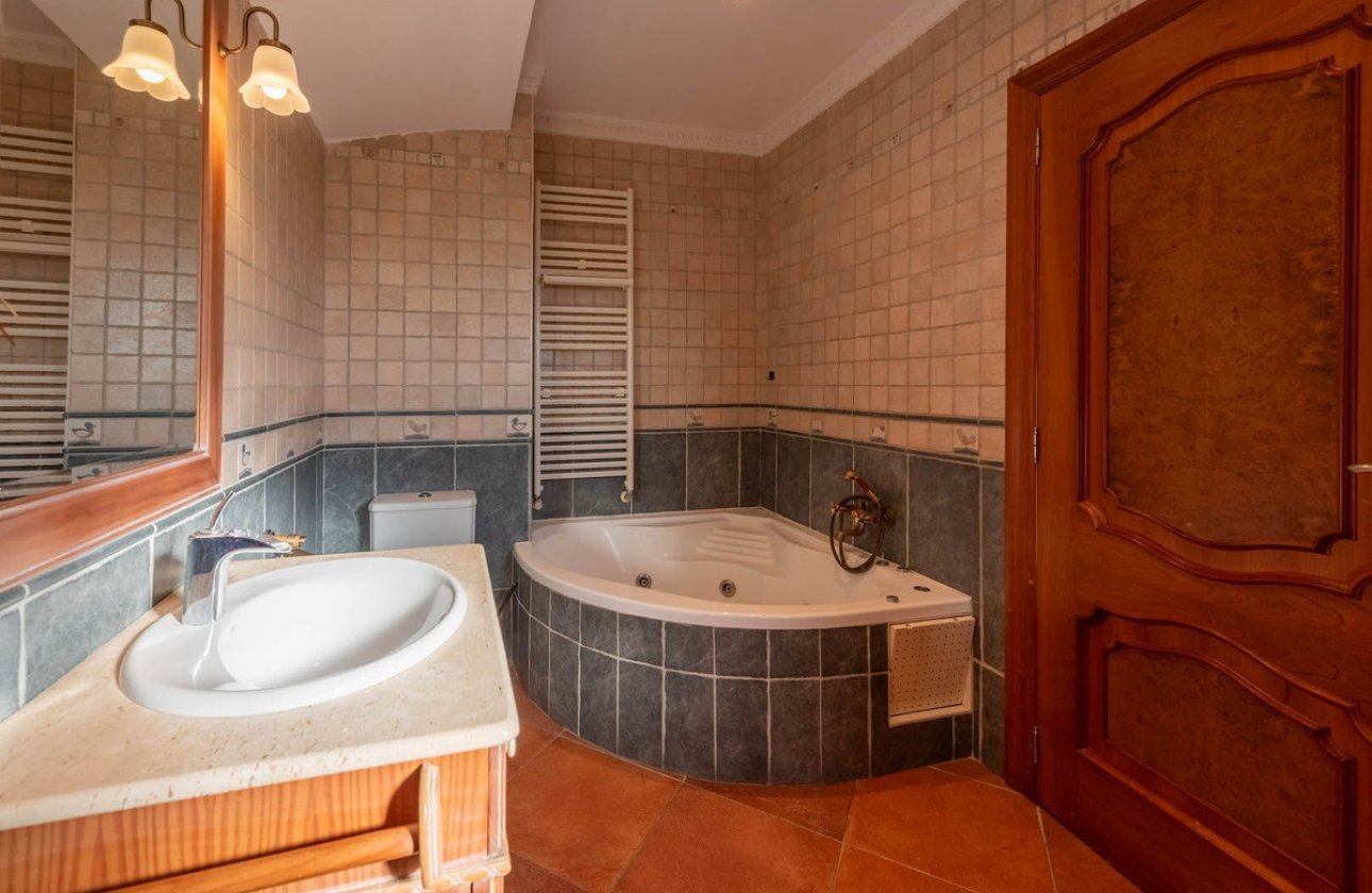 Használt ingatlanok - Villa -
Calpe - Calpe Centro