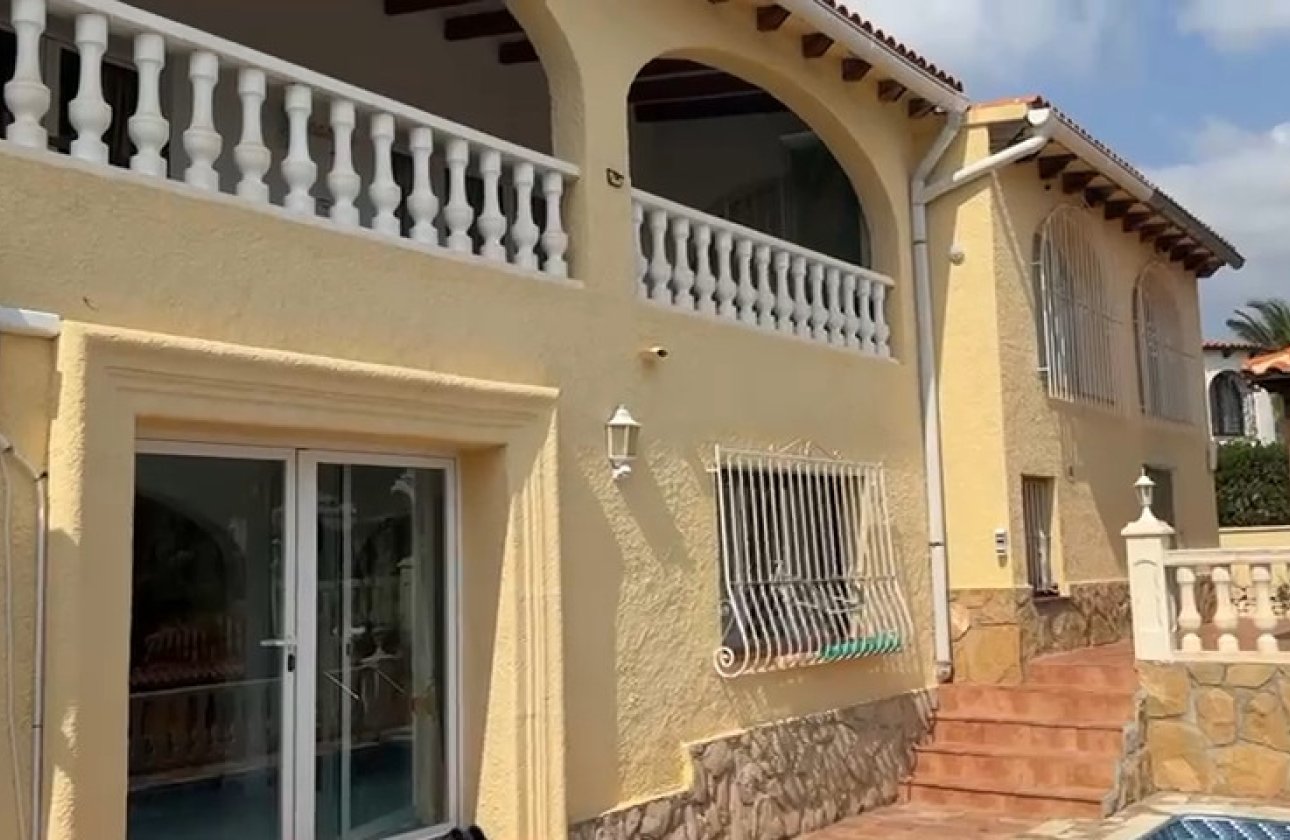 Használt ingatlanok - Villa -
Calpe - Calpe Centro
