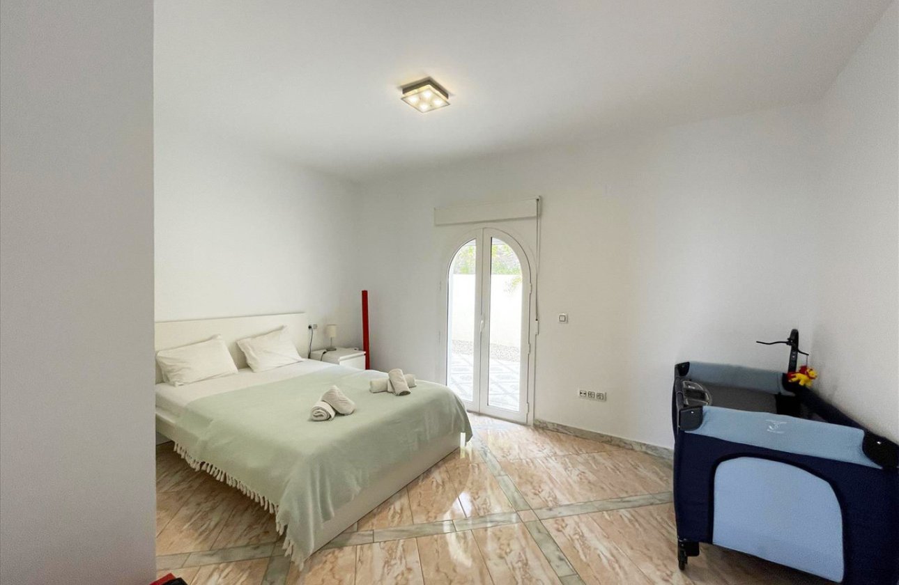 Használt ingatlanok - Villa -
Calpe - Calpe Centro