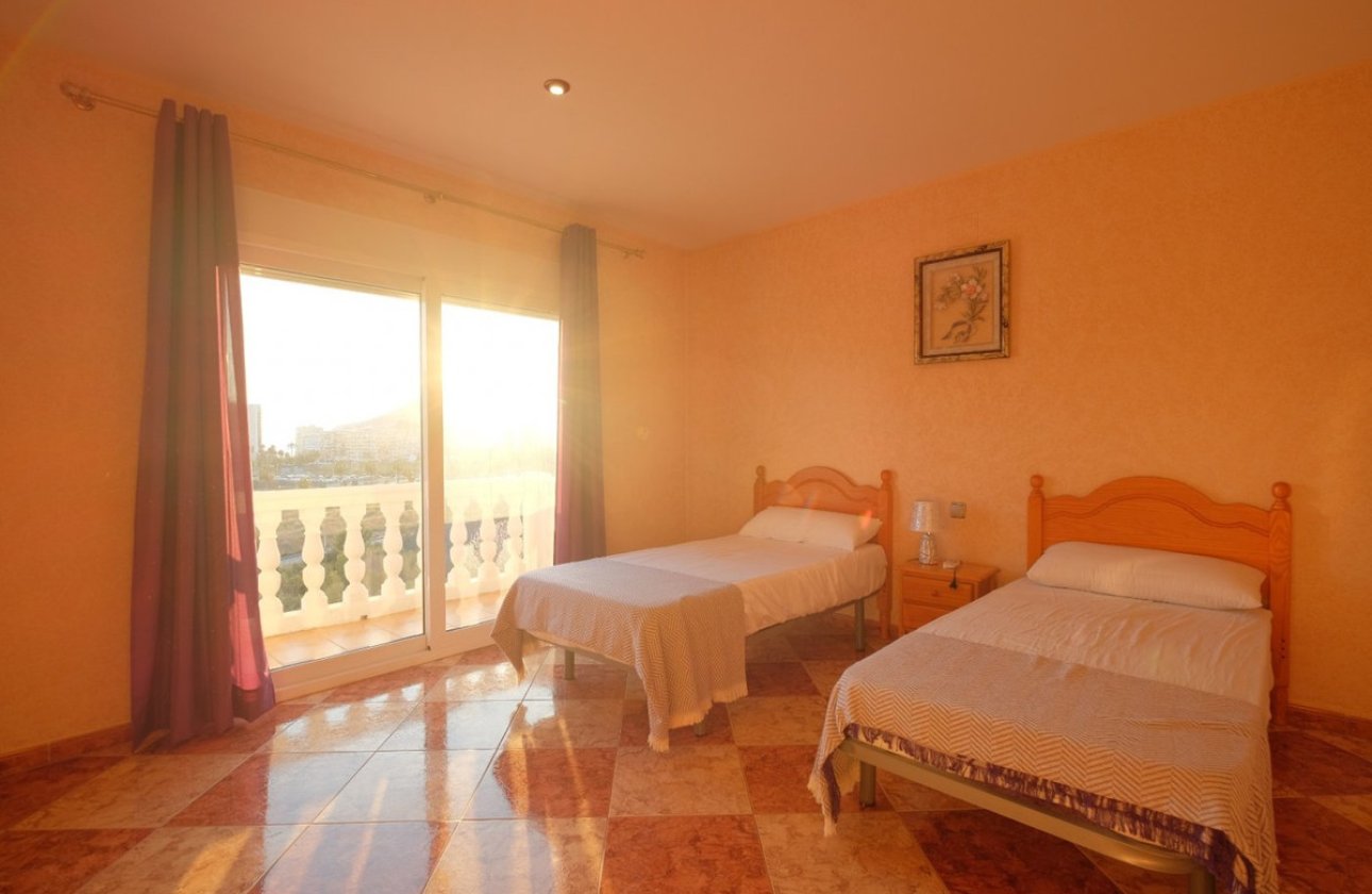 Használt ingatlanok - Villa -
Calpe - Calpe Centro