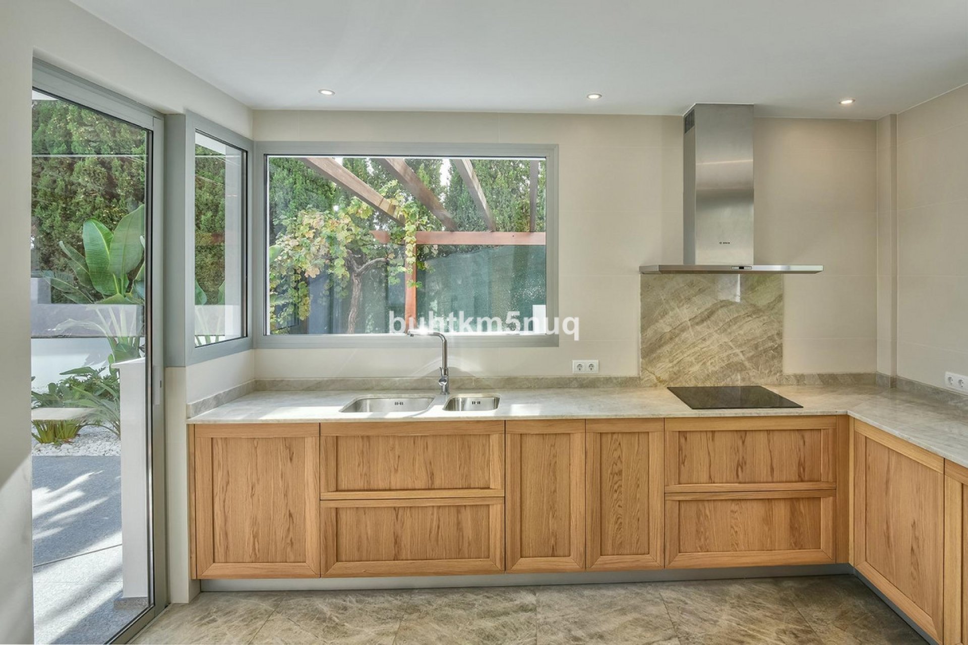 Használt ingatlanok - Villa -
Calpe - la Canuta