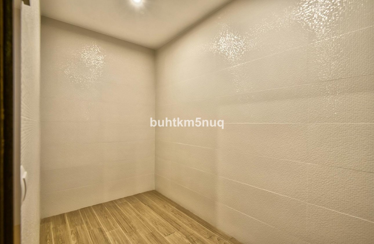 Használt ingatlanok - Villa -
Calpe - la Canuta