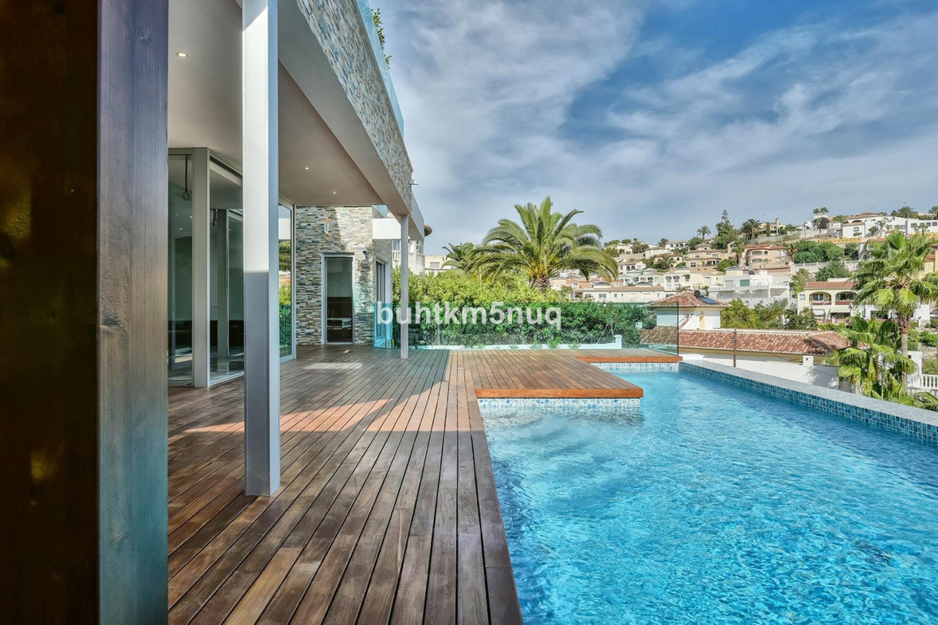 Használt ingatlanok - Villa -
Calpe - la Canuta