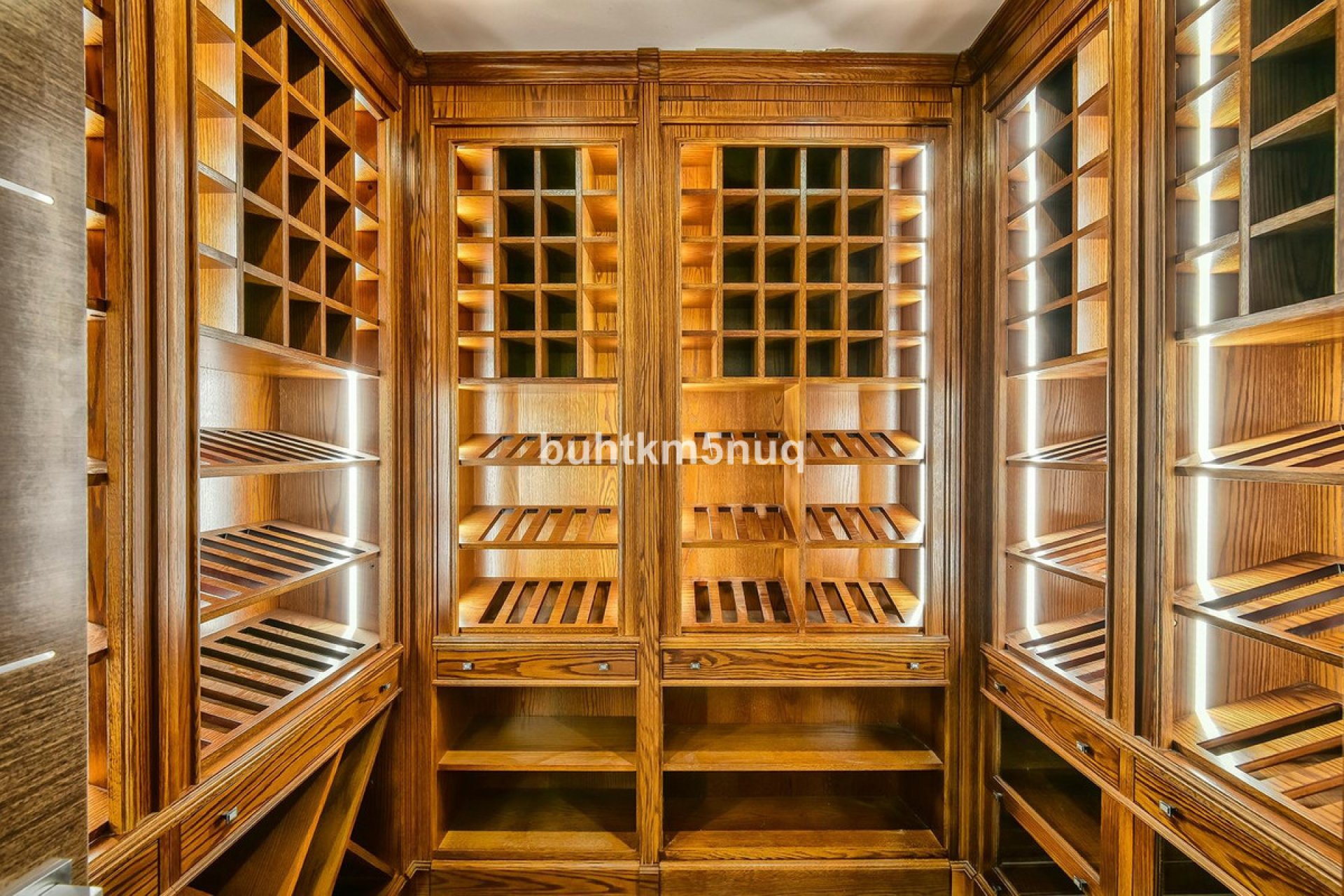 Használt ingatlanok - Villa -
Calpe - la Canuta