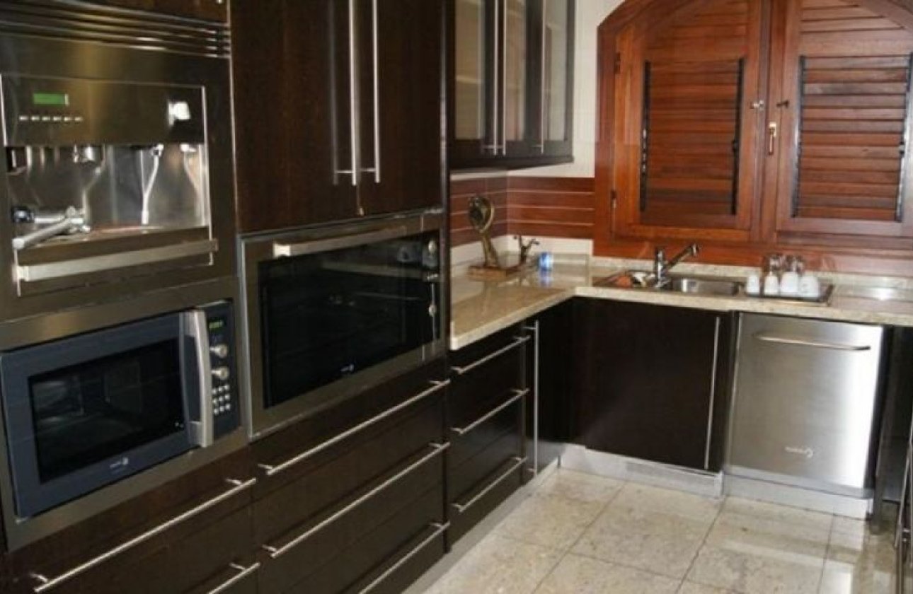 Használt ingatlanok - Villa -
Campoamor