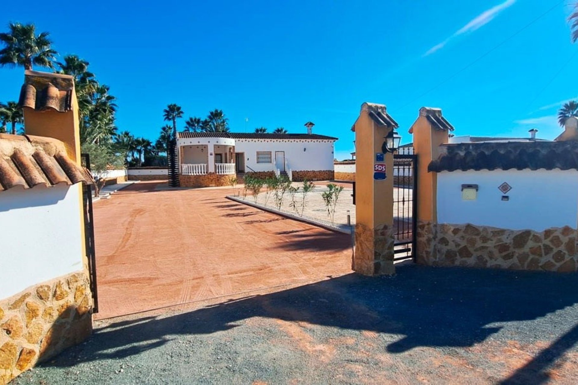 Használt ingatlanok - Villa -
Catral - Catral Centro