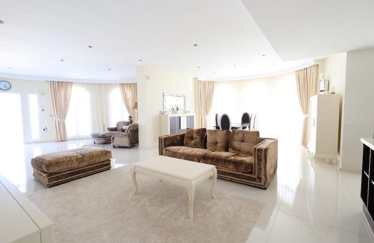 Használt ingatlanok - Villa -
Ciudad Quesada - Ciudad Quesada - Doña Pepa