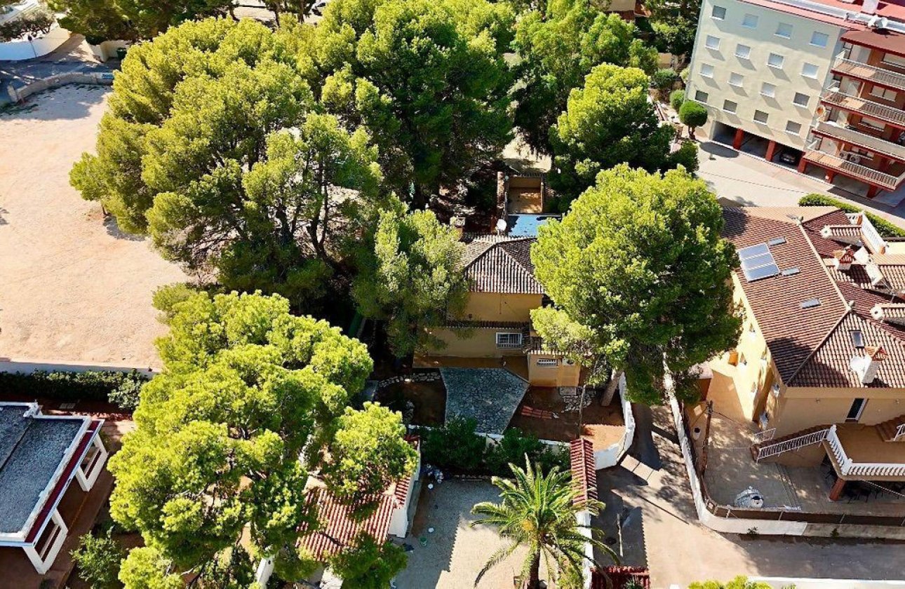 Használt ingatlanok - Villa -
Denia - Denia Centro