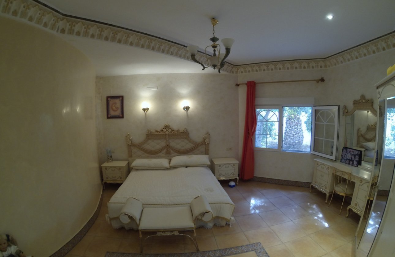 Használt ingatlanok - Villa -
Denia - Denia Centro