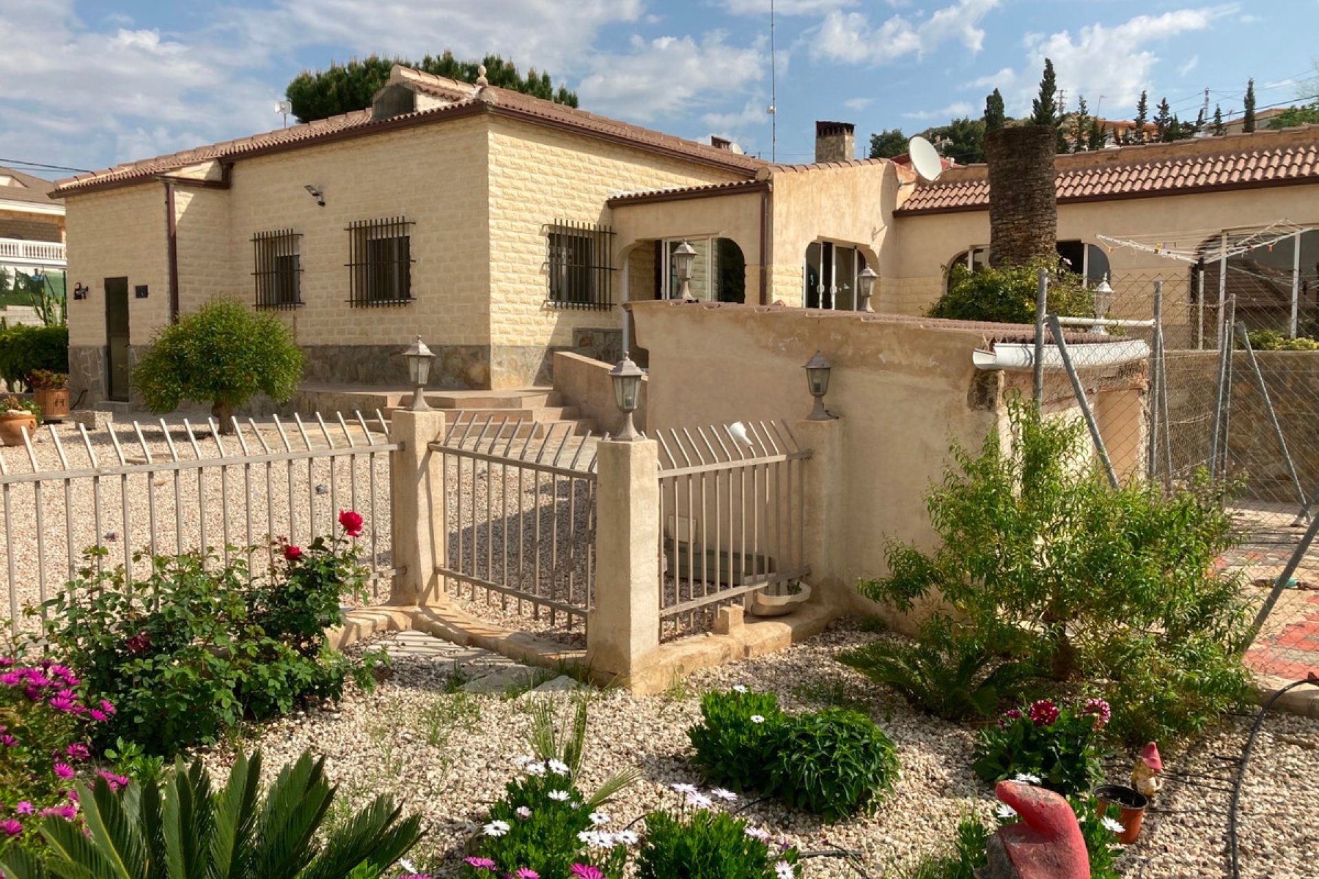 Használt ingatlanok - Villa -
Elche - Elche Centro