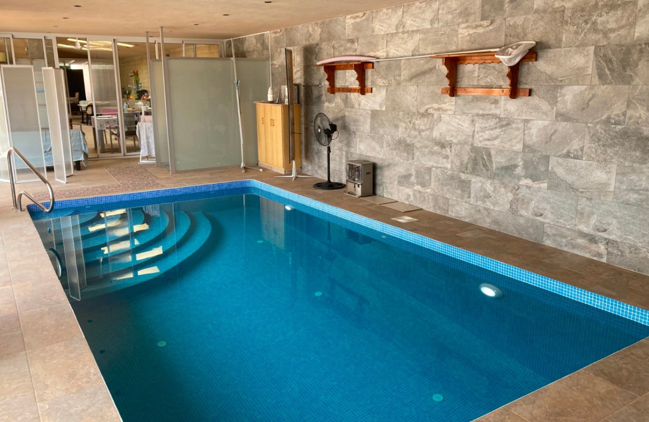 Használt ingatlanok - Villa -
Elche - Elche Centro