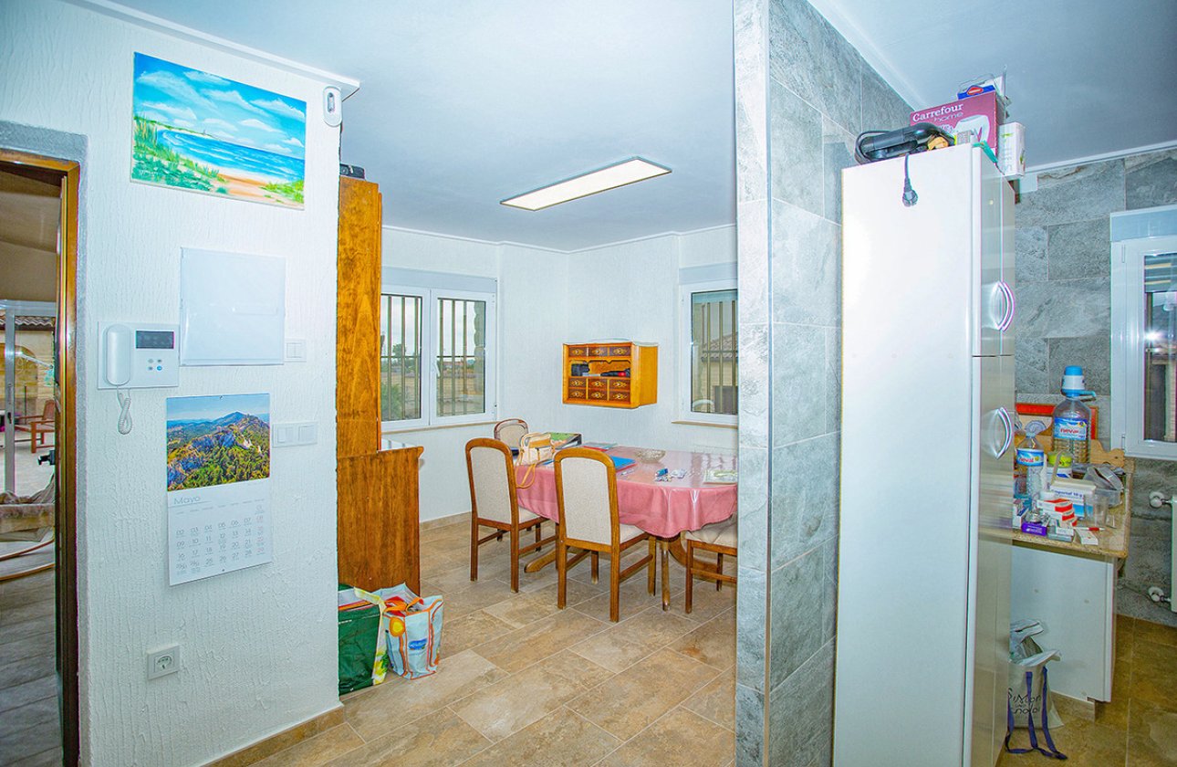 Használt ingatlanok - Villa -
Elche - Elche Centro