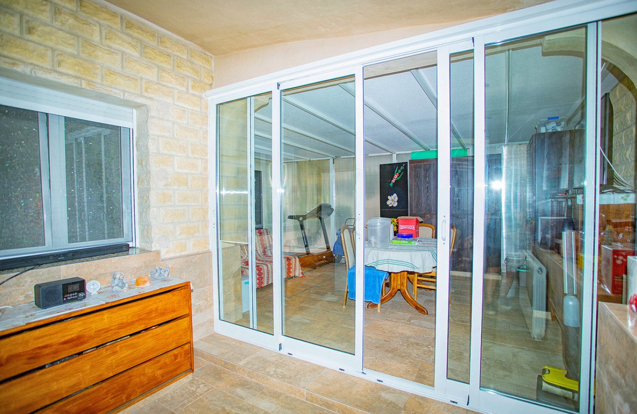 Használt ingatlanok - Villa -
Elche - Elche Centro