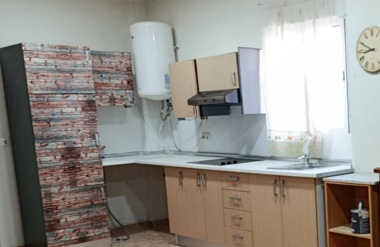 Használt ingatlanok - Villa -
Elche - Elche Centro