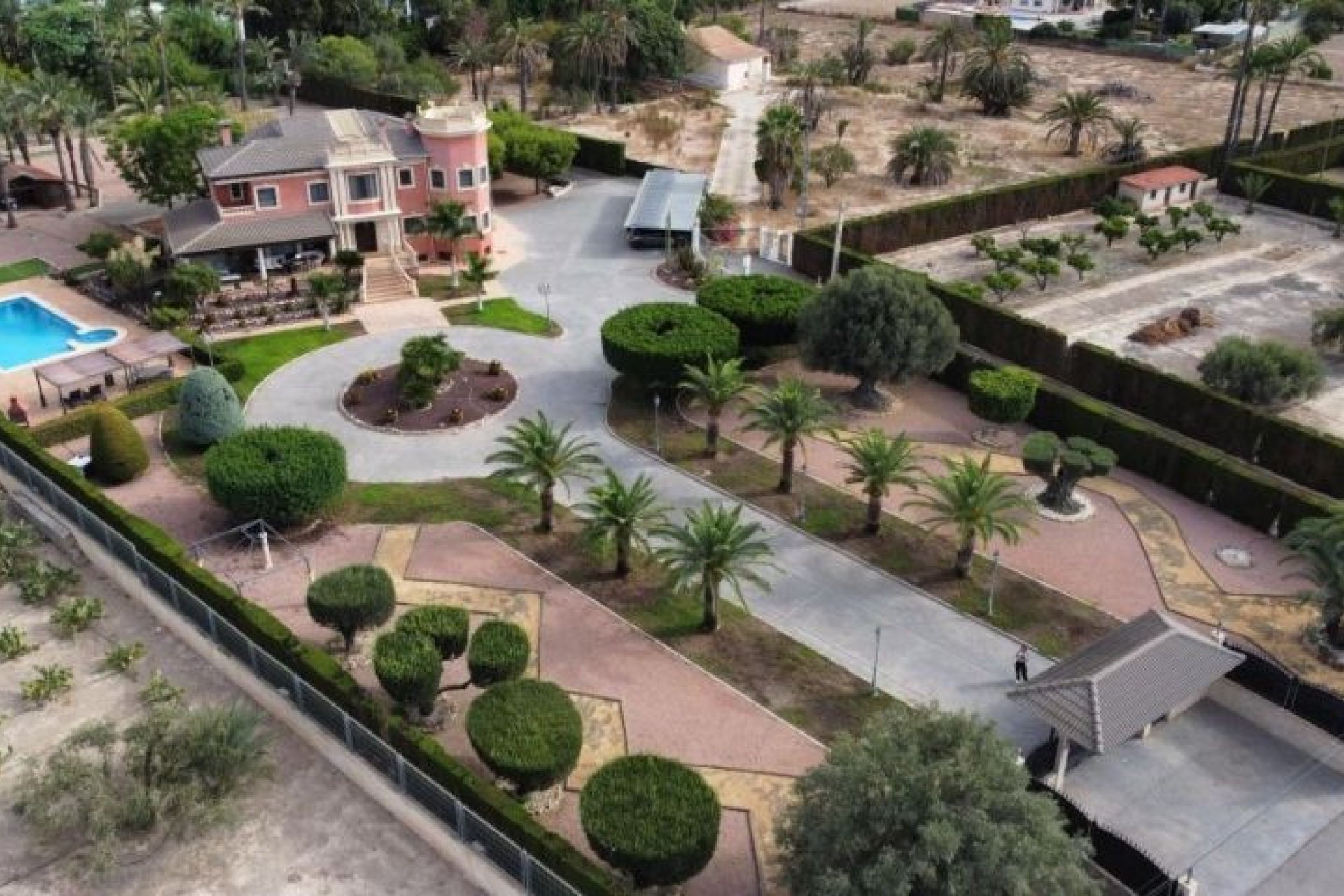 Használt ingatlanok - Villa -
Elche - Elche Centro