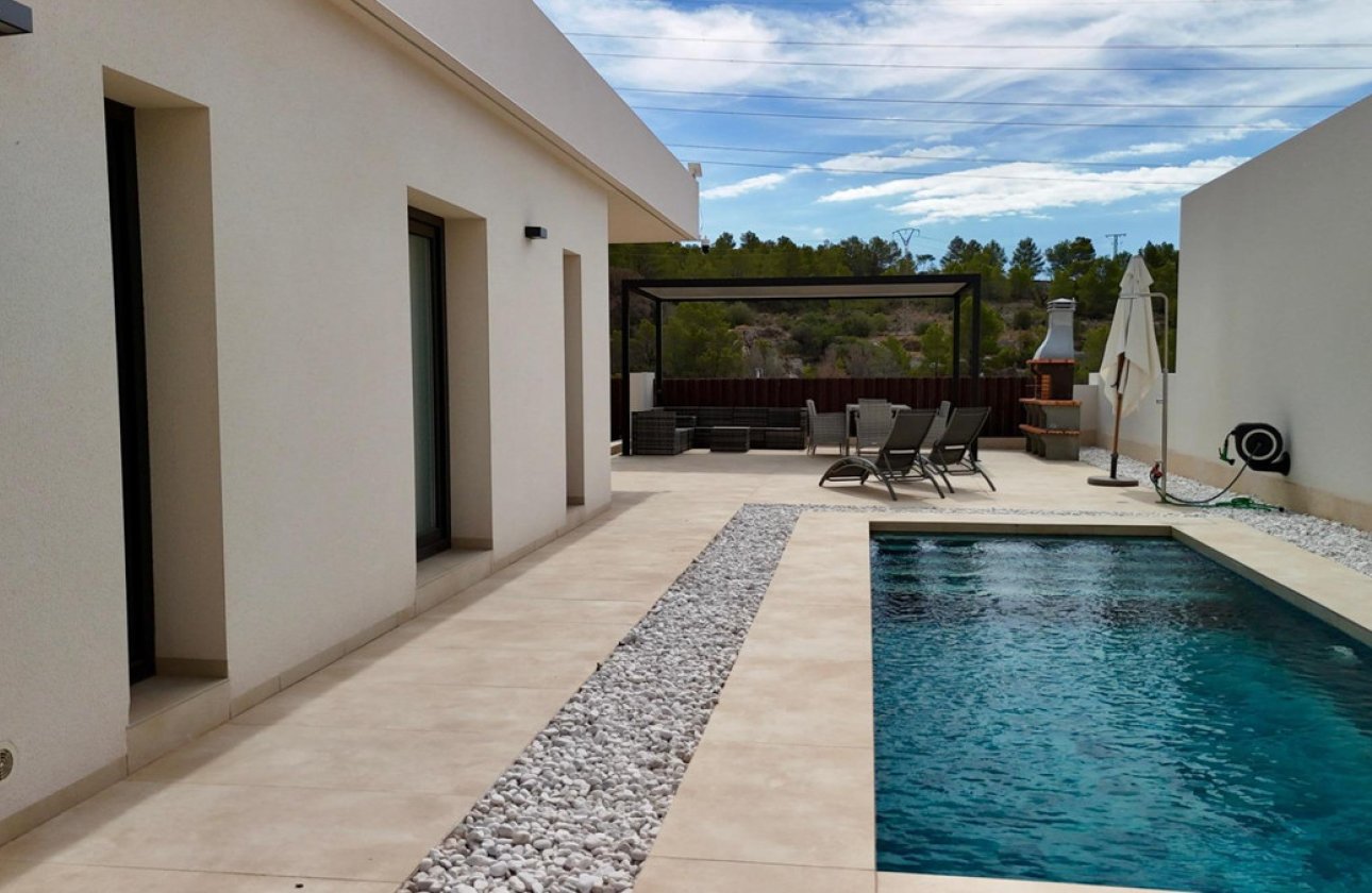 Használt ingatlanok - Villa -
Finestrat