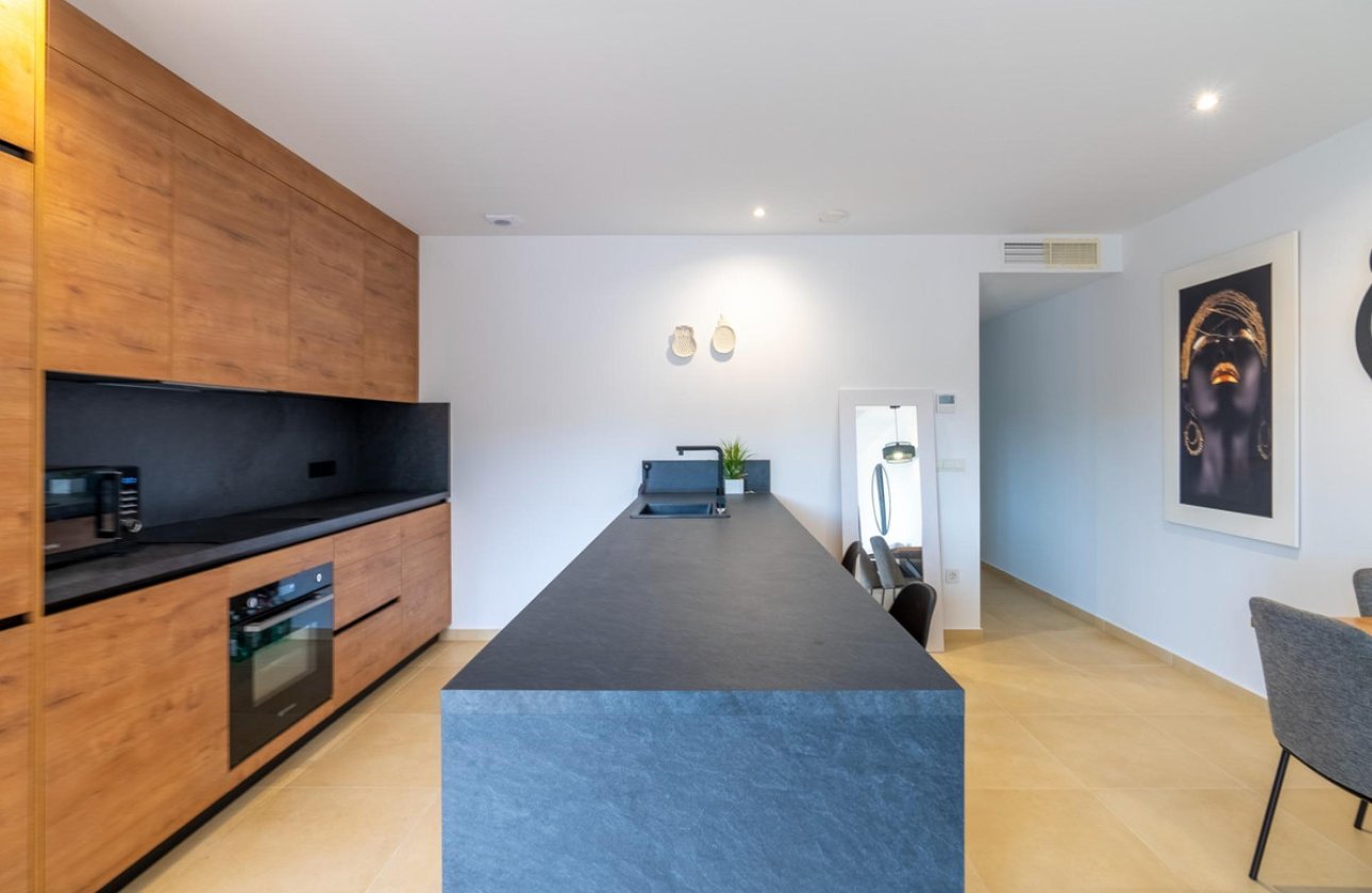 Használt ingatlanok - Villa -
Finestrat