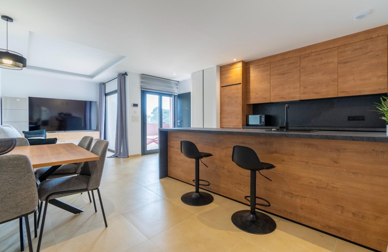 Használt ingatlanok - Villa -
Finestrat