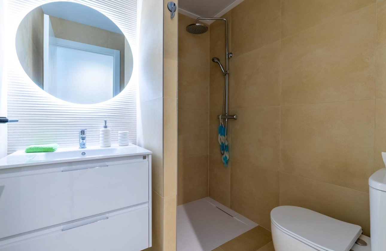 Használt ingatlanok - Villa -
Finestrat