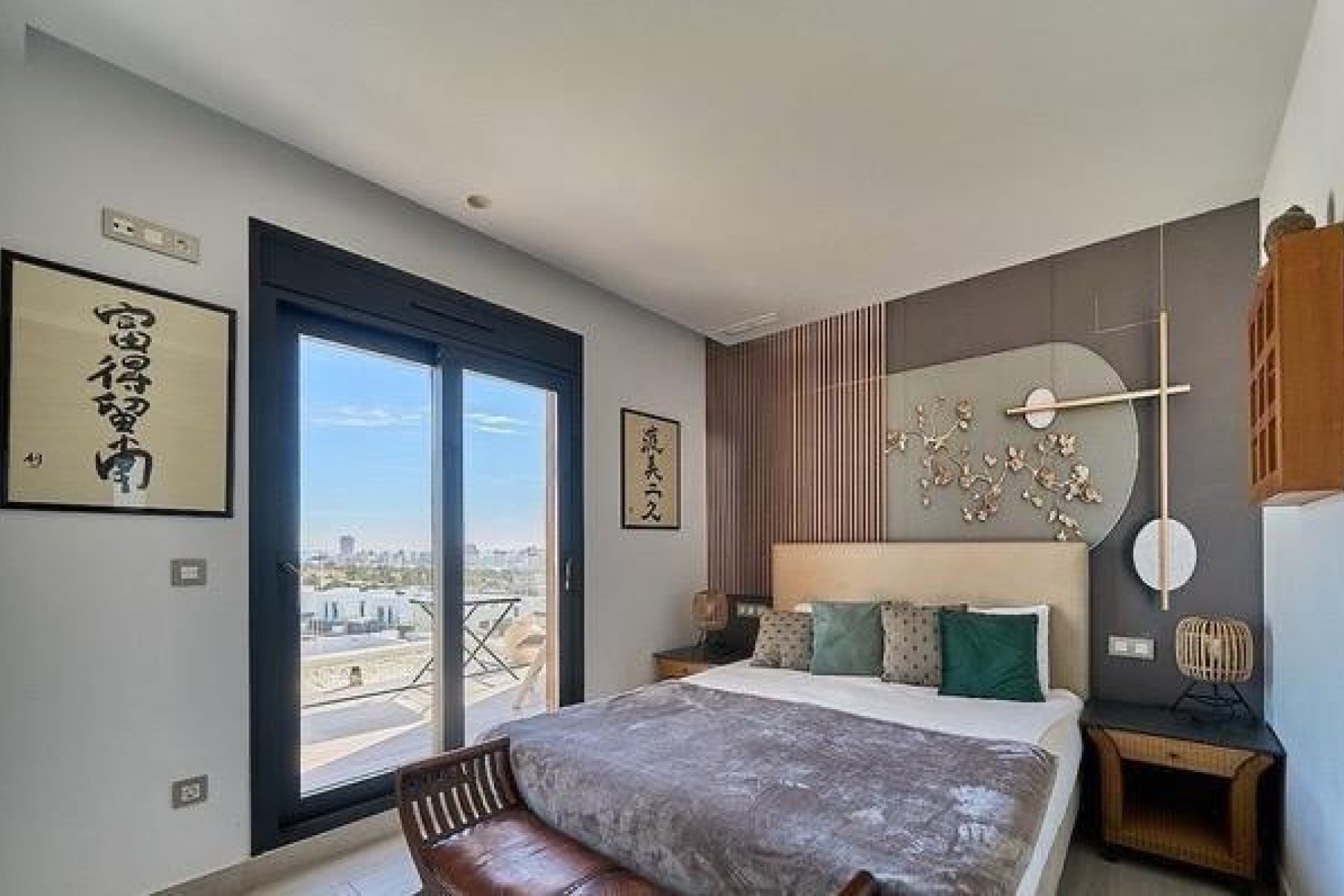 Használt ingatlanok - Villa -
Finestrat