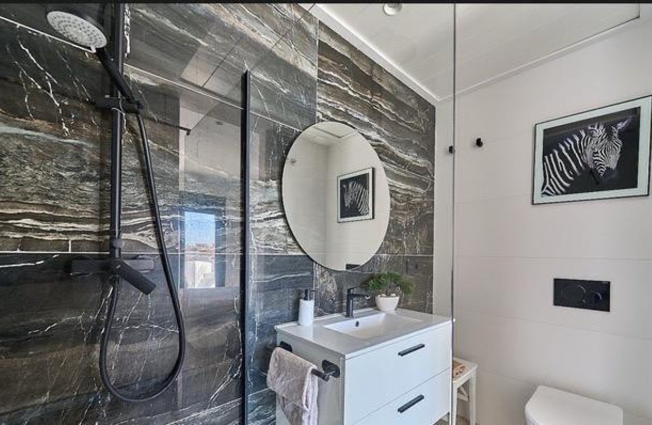 Használt ingatlanok - Villa -
Finestrat