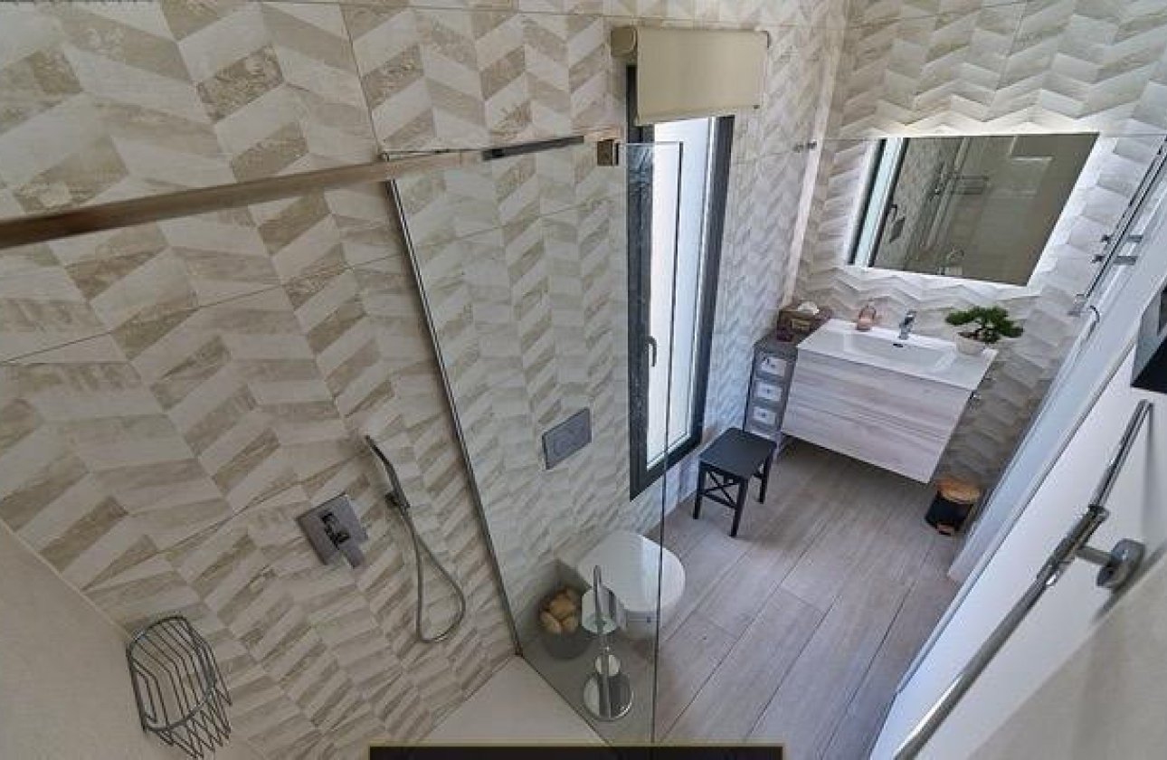 Használt ingatlanok - Villa -
Finestrat