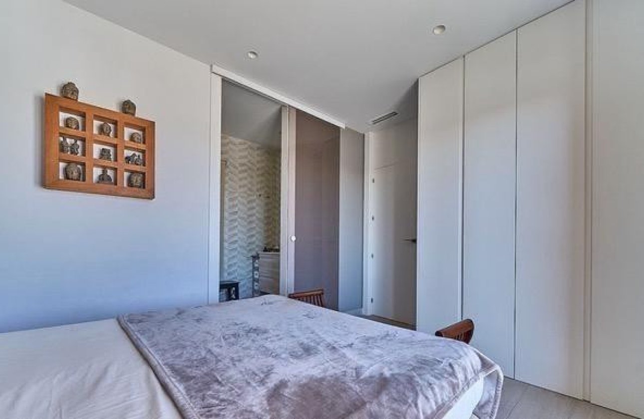 Használt ingatlanok - Villa -
Finestrat