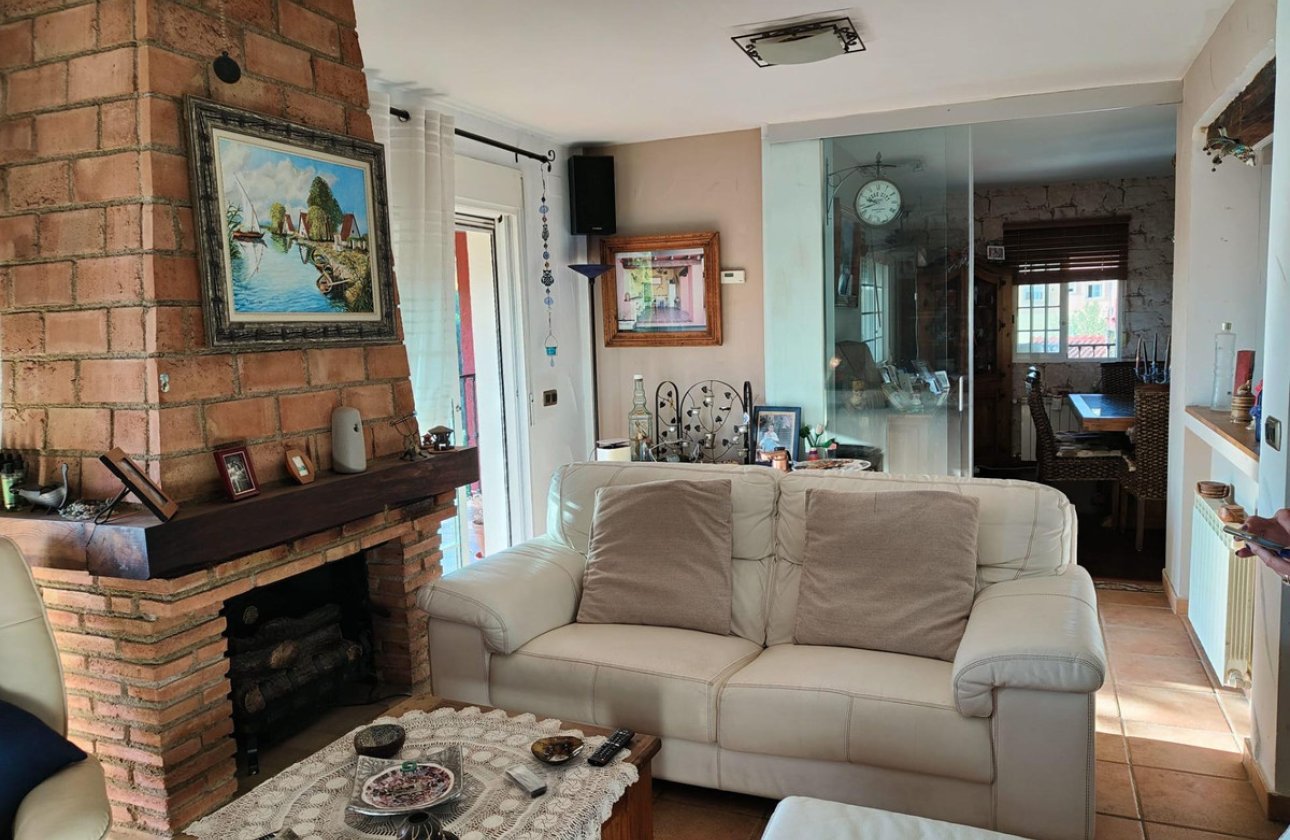 Használt ingatlanok - Villa -
La Nucía - La Nucia Centro