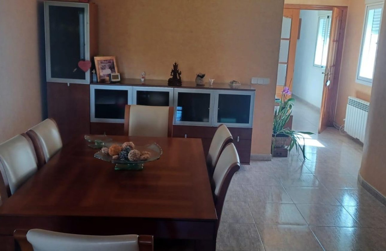 Használt ingatlanok - Villa -
La Nucía - La Nucia Centro