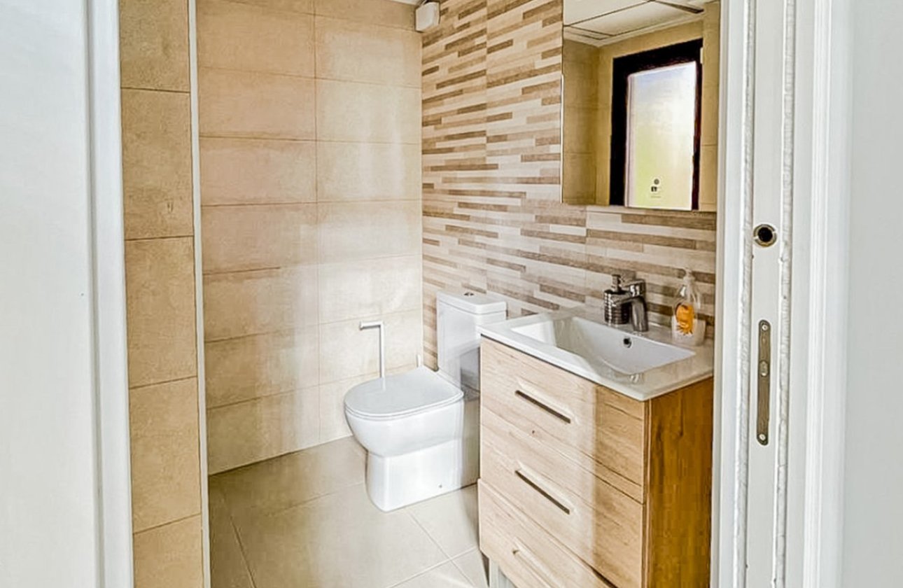 Használt ingatlanok - Villa -
La Nucía - La Nucia Centro