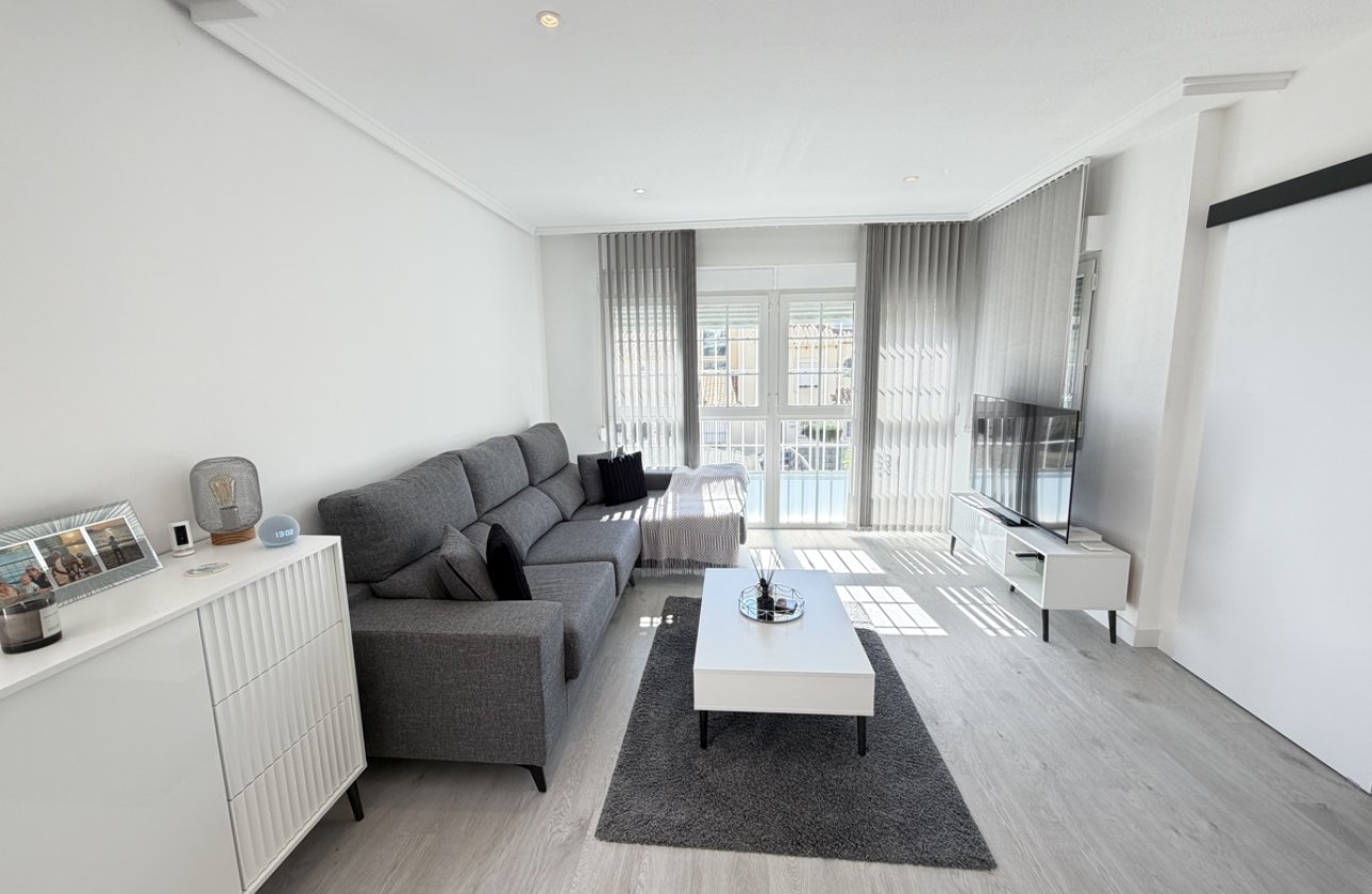 Használt ingatlanok - Villa -
Los Dolses