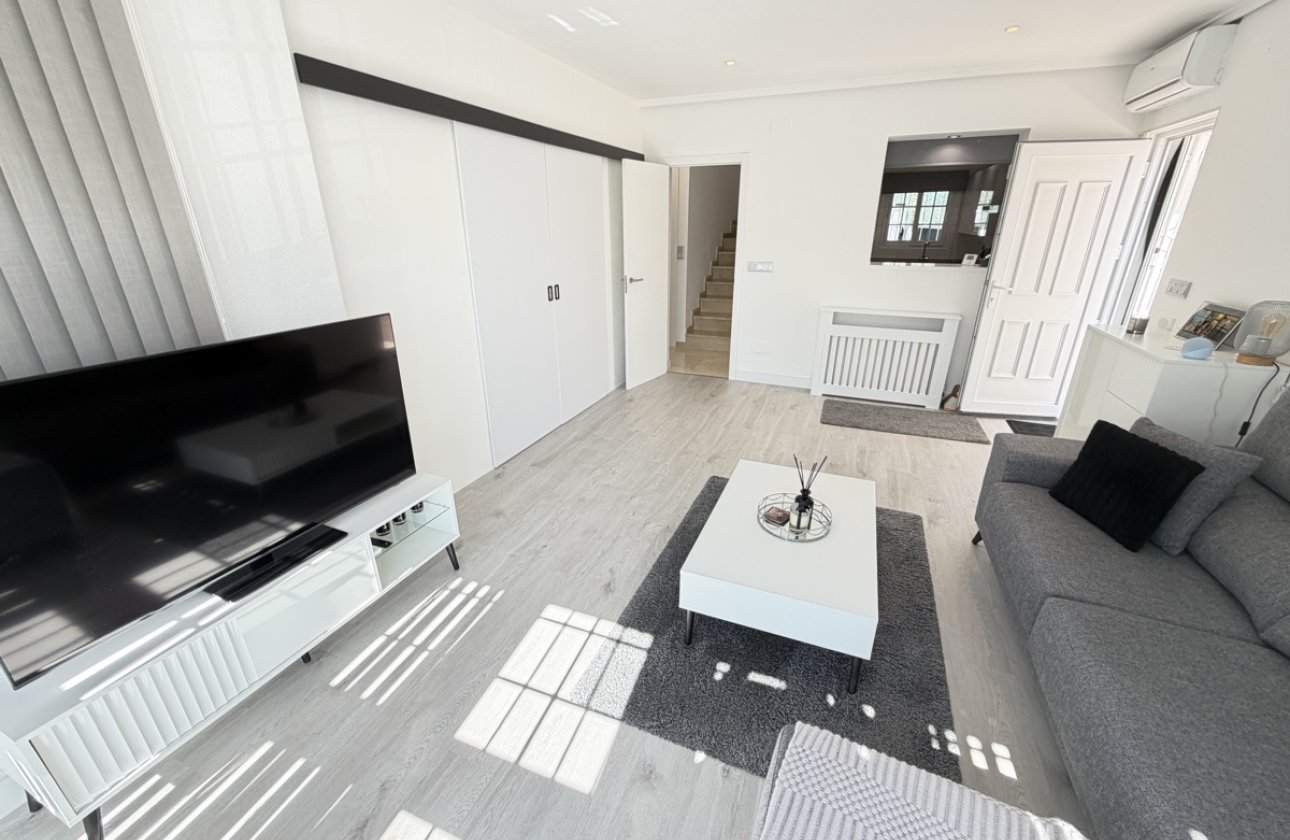 Használt ingatlanok - Villa -
Los Dolses