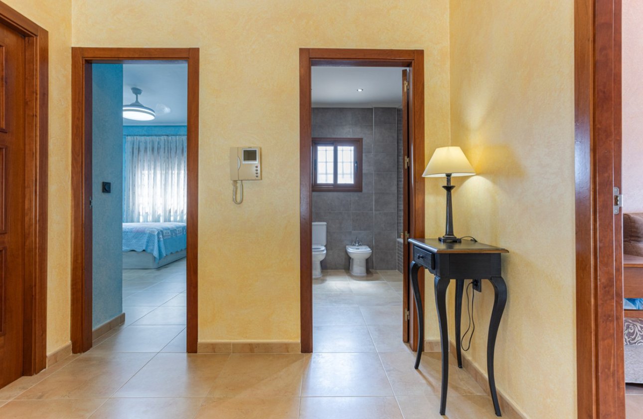 Használt ingatlanok - Villa -
Los Montesinos - Los Montesinos Centro