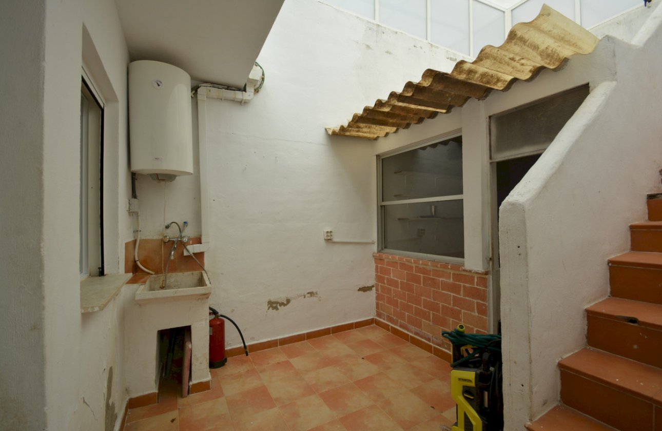 Használt ingatlanok - Villa -
Los Montesinos - Los Montesinos Centro