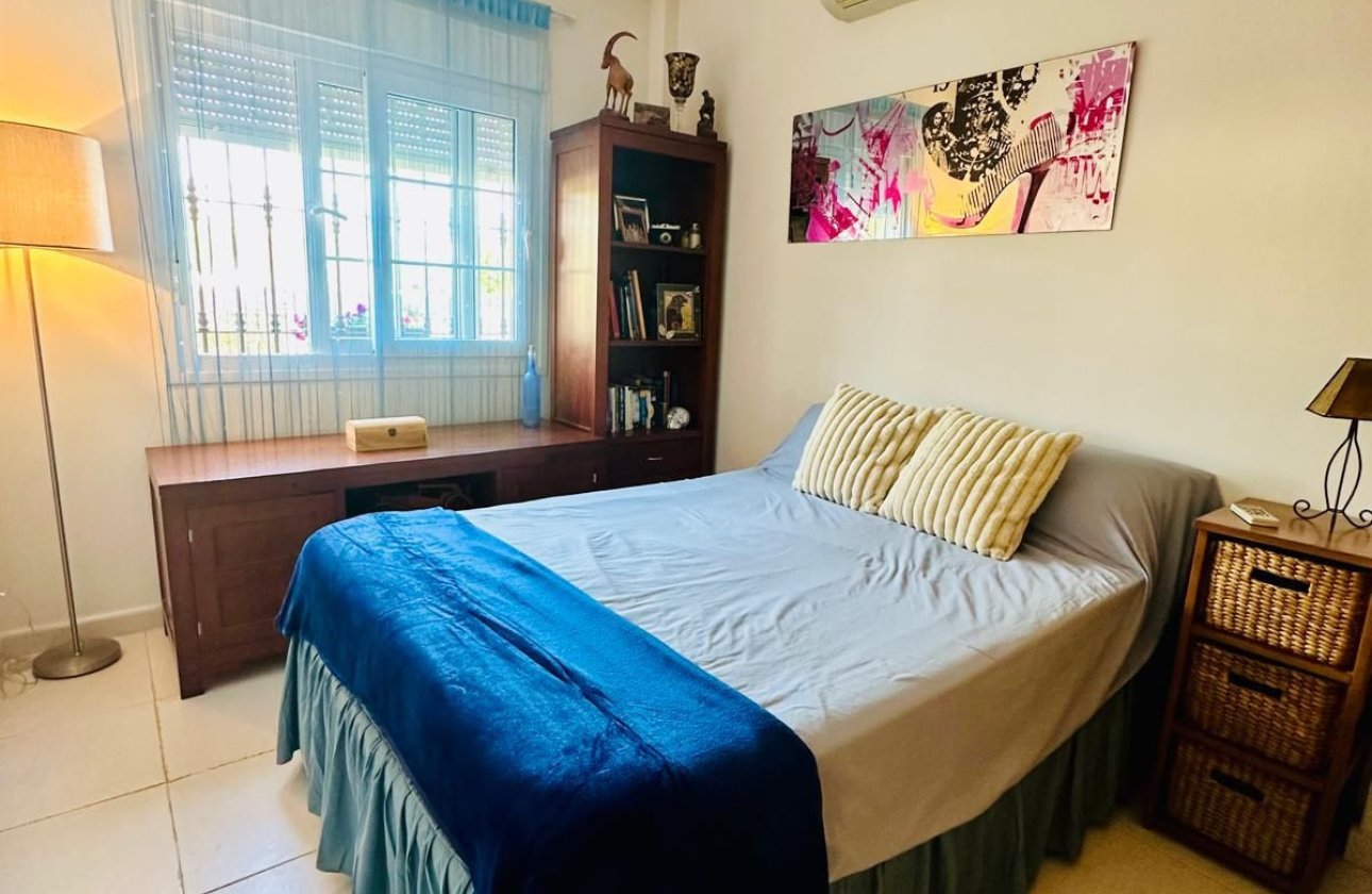 Használt ingatlanok - Villa -
Los Montesinos - Los Montesinos Centro