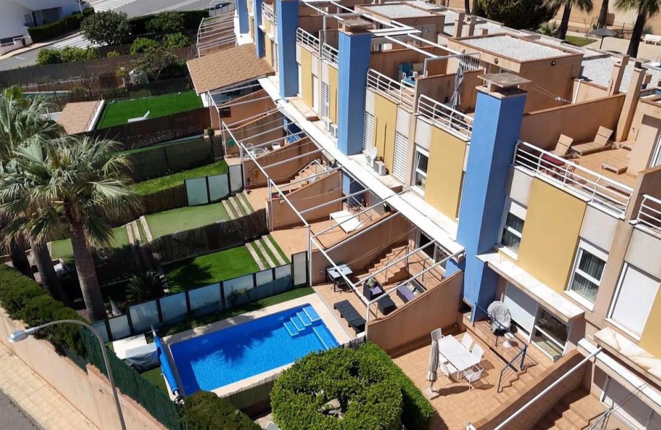 Használt ingatlanok - Villa -
Orihuela - Cabo Roig