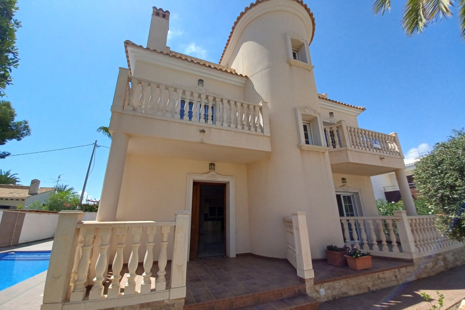 Használt ingatlanok - Villa -
Orihuela - Cabo Roig